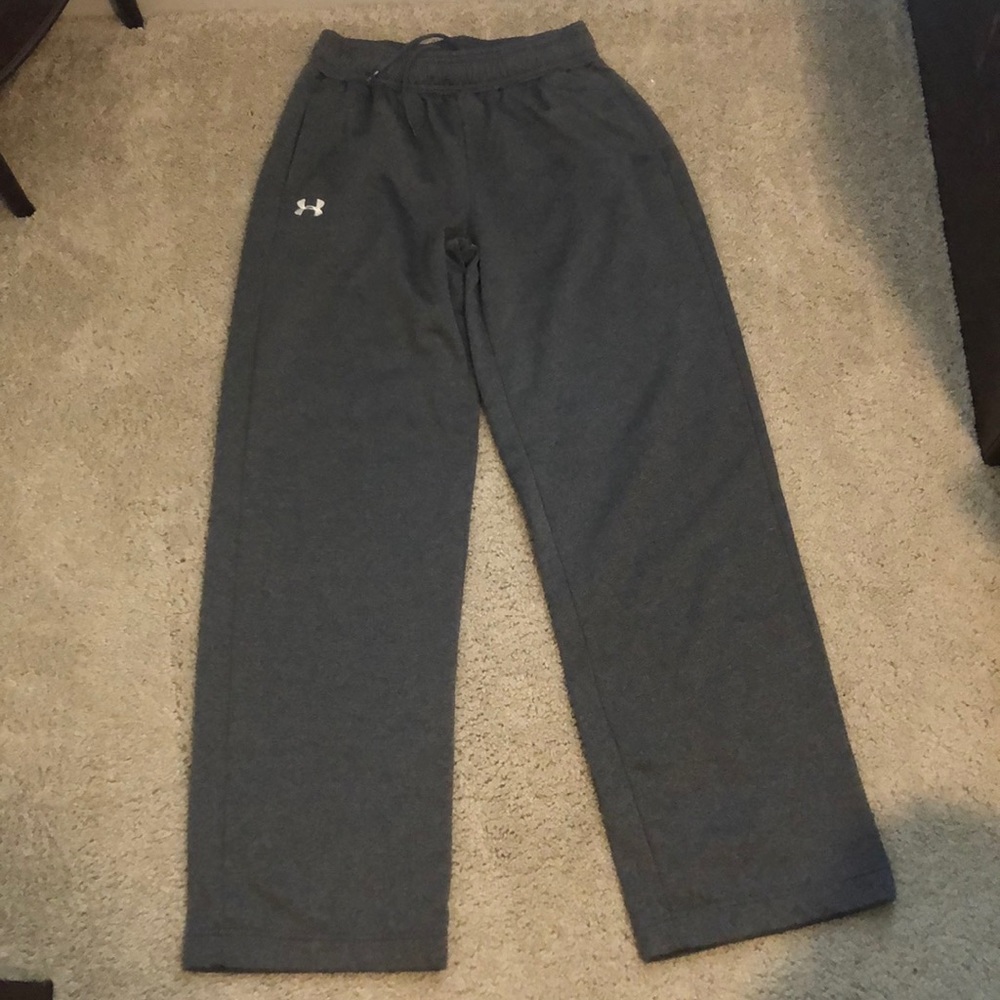 UA small grey sweatpants